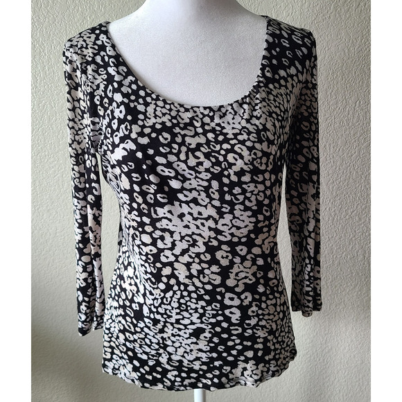 Max Mara Women's Blouse Size Medium Animal Print Lined Scoop neck Luxury - Picture 1 of 12